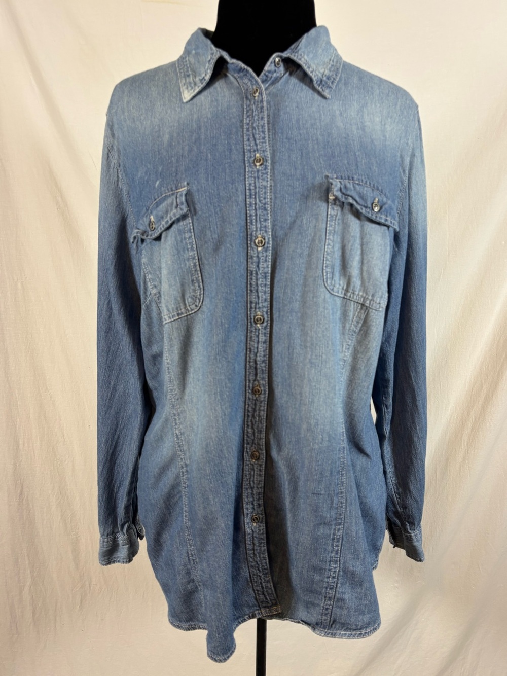 Nine West Vintage America Chambray Shirt XL Distressed Western Boho Denim